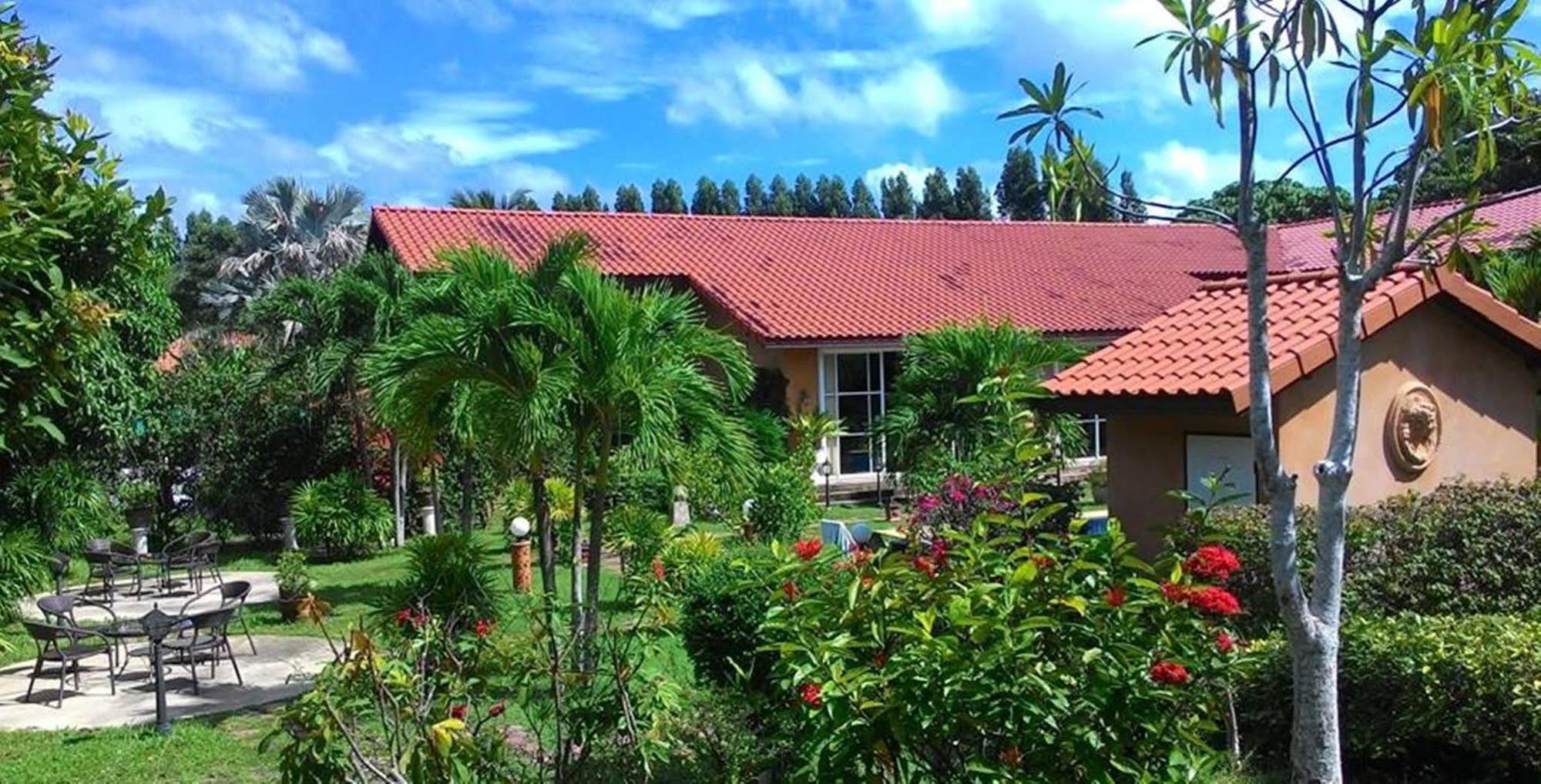 Pictory Garden Resort Szatahip Kültér fotó